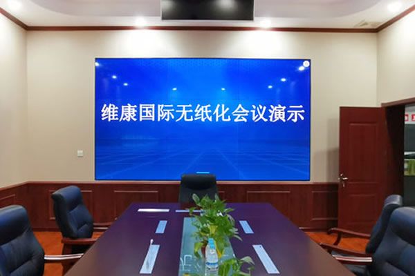 商場使用無縫拼接屏好還是LED全彩屏好？