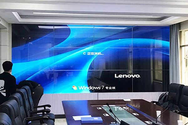 無縫拼接屏廠家如何提高自身優(yōu)勢，擴(kuò)大市場份額