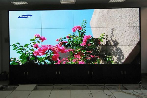 55寸液晶拼接屏價格是多少錢？