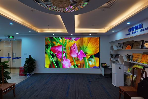 液晶拼接屏解決方案怎么設計