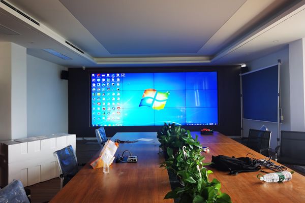 專業(yè)的液晶拼接屏廠家怎么選擇？