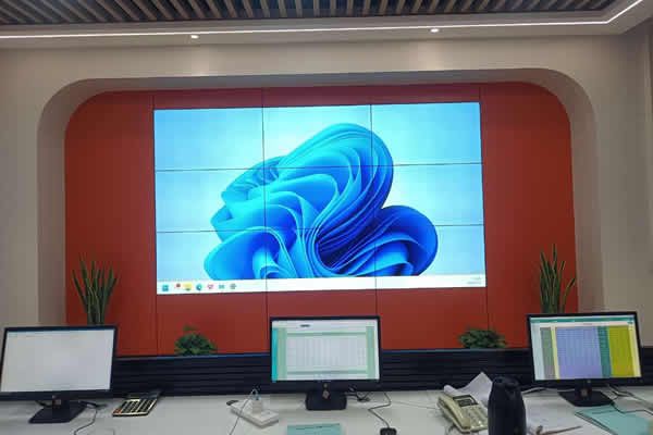 拼接屏十大品牌有哪些，選擇哪個(gè)廠家好？