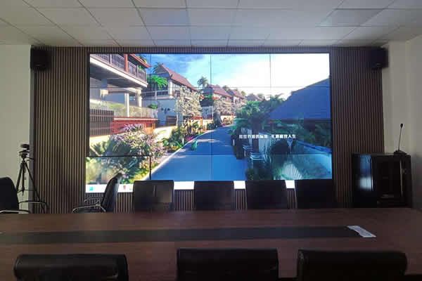 了解液晶拼接屏和LED顯示屏的區(qū)別，選擇顯示大屏不再糾結(jié)