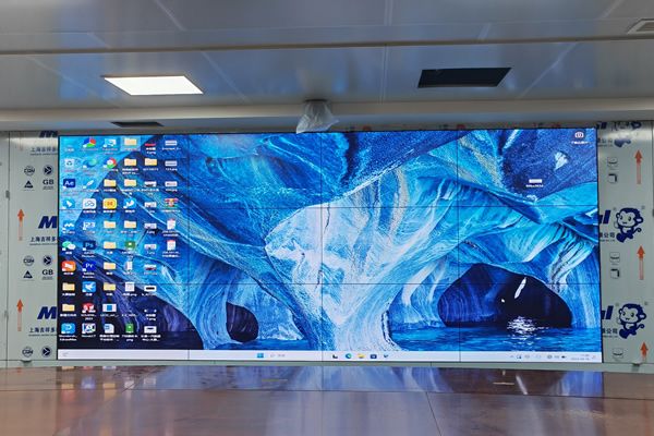 0.88mm液晶拼接屏介紹，超窄邊拼接屏參數(shù)