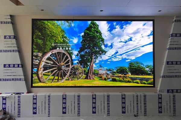 LED顯示屏可以當(dāng)電視機(jī)使用嗎？