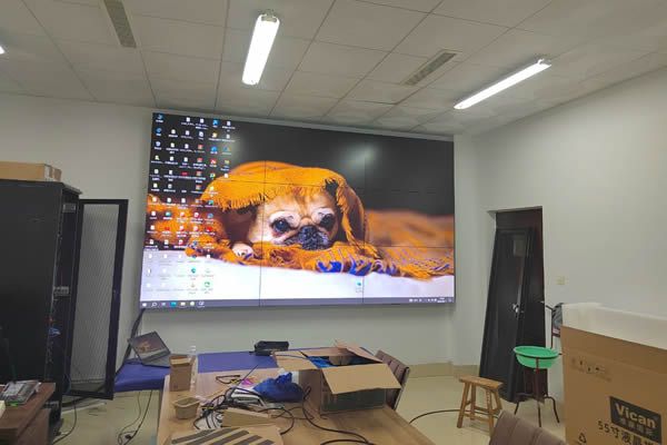 會(huì)議大屏哪種好？會(huì)議室大屏幕顯示解決方案