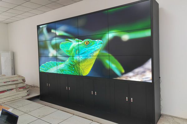 拼接屏是怎么做到4K、6K、8K…顯示的？大分辨顯示解決方案