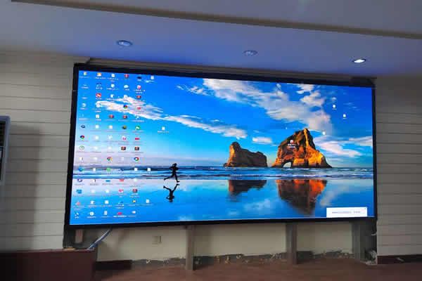 學(xué)校大廳用什么大屏好，要怎么選擇？