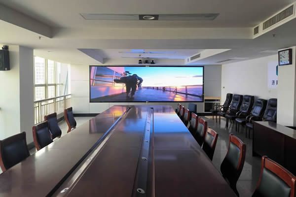 會(huì)議室使用多大尺寸的LED屏合適？