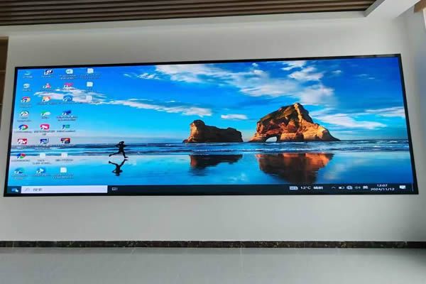 拼接屏和led屏哪個(gè)貴？