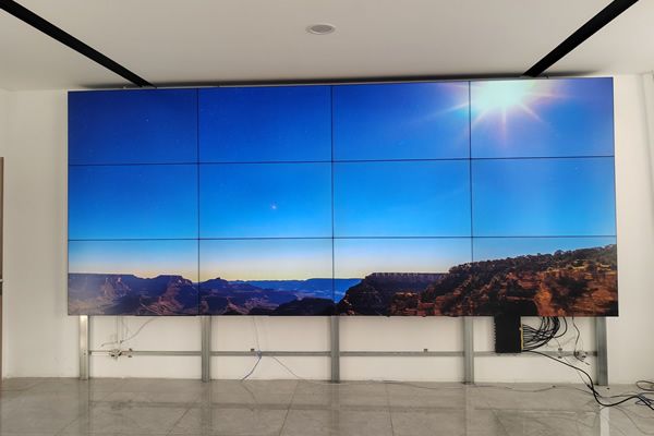 會(huì)議室大屏幕用led屏好，還是拼接屏好