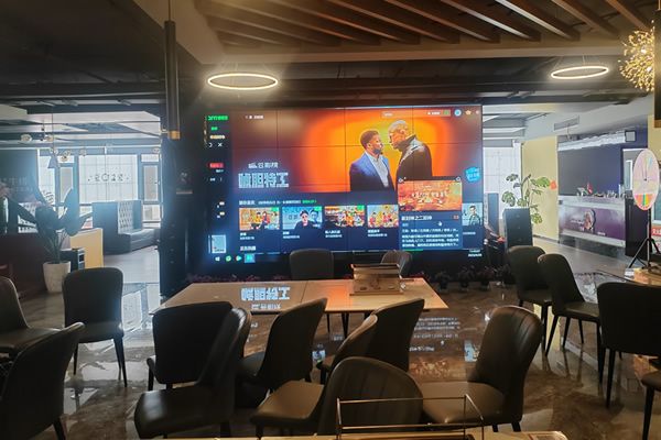 商場(chǎng)櫥窗用哪種顯示大屏好？