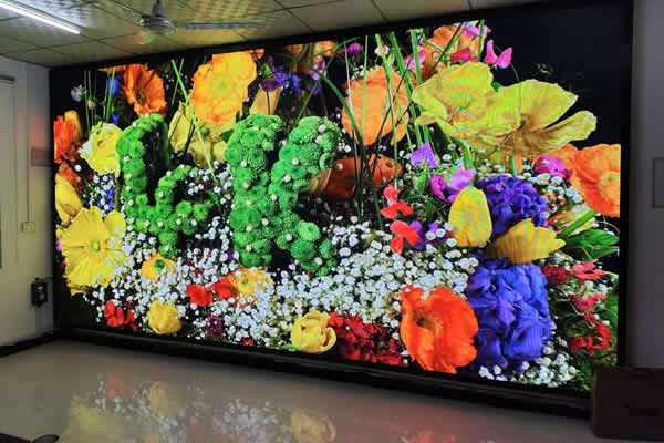 室內led屏p2和p2.5差距大嗎